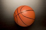 Basketbollens kraft i närbild