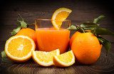Fräsch citrusdisplay med apelsiner