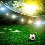 Solnedgång över fotbollsplanen