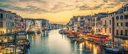 Famous grand canal from Rialto Bridge