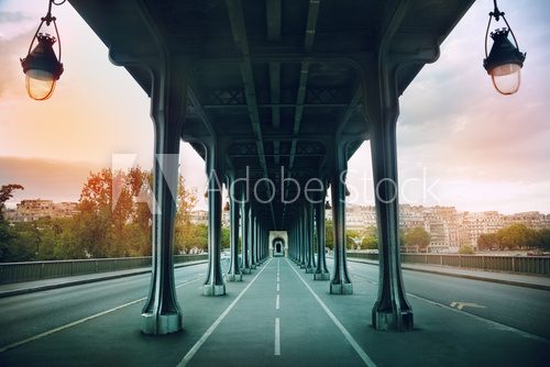 The Pont de Bir-Hakeim bridge