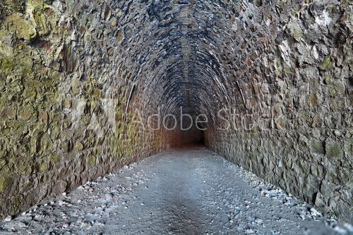 Tunnel